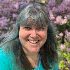 Meet your Posher, Lynda